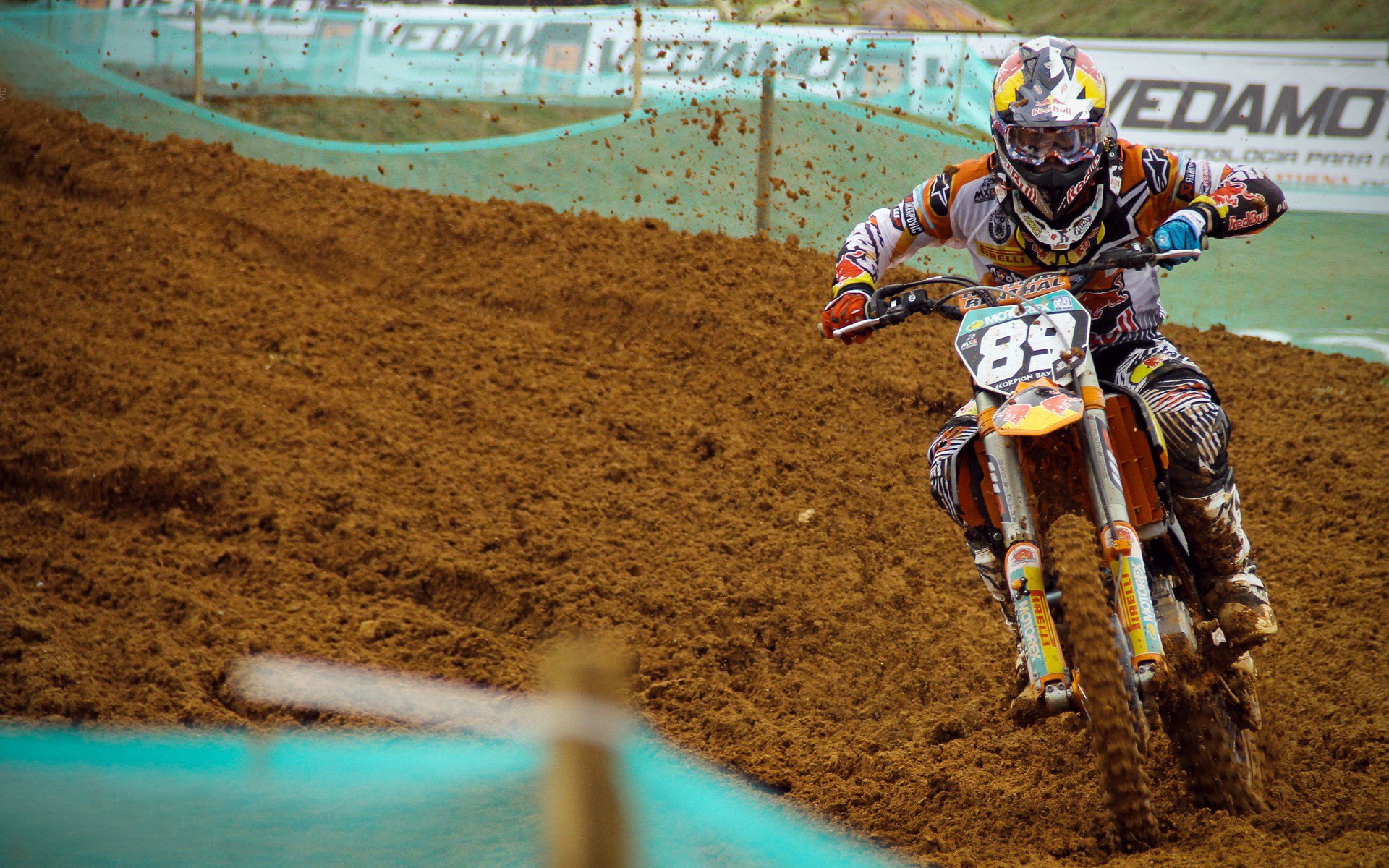 梅斯球员状态神勇，多次攻破对手防线，梅斯主帅